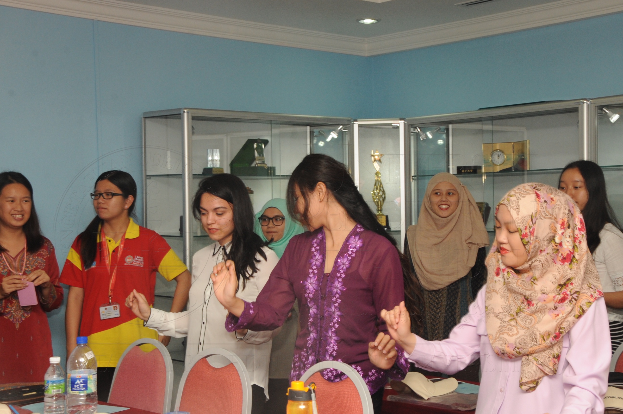 PRO16 17 antarabangsa HAS 0023